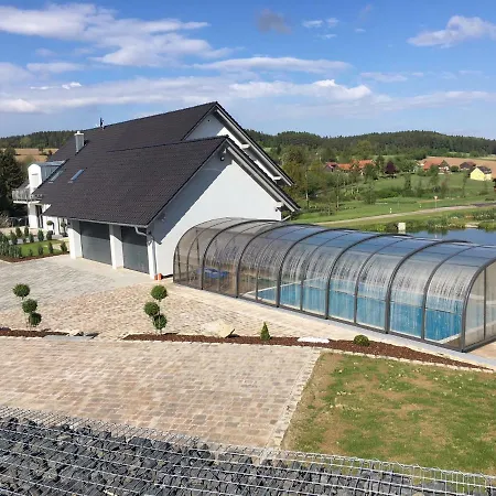 Apartment Mit Pool Und Wellness *